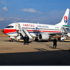 黔江武陵山机场货运航空快运业稳步发展的原因是什么？